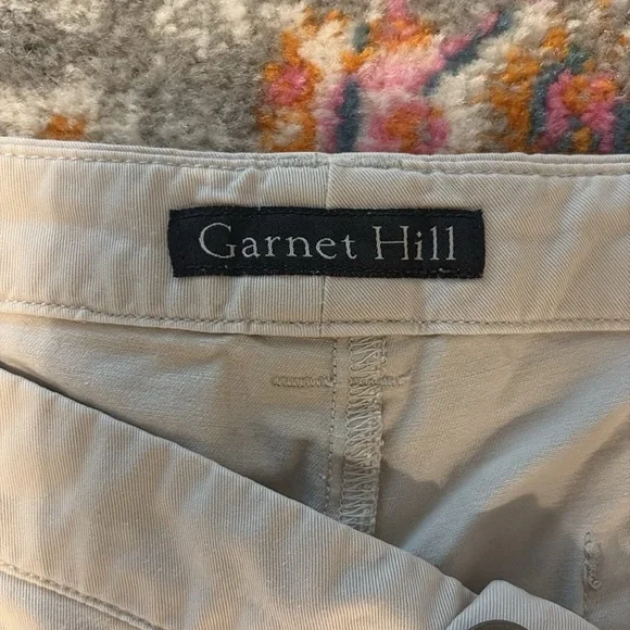 Garnet Hill Women's Cream Shorts - Picture 3 of 8